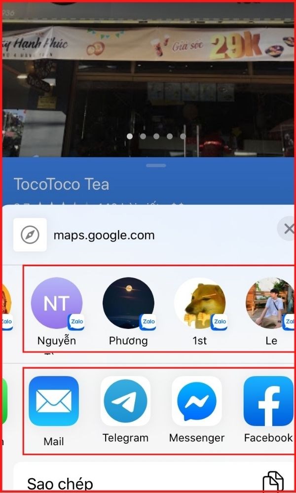 Ảnh chụp màn hình ứng dụng Google Maps trên điện thoại, hiển thị ví dụ về việc chia sẻ địa điểm qua ứng dụng tin nhắn